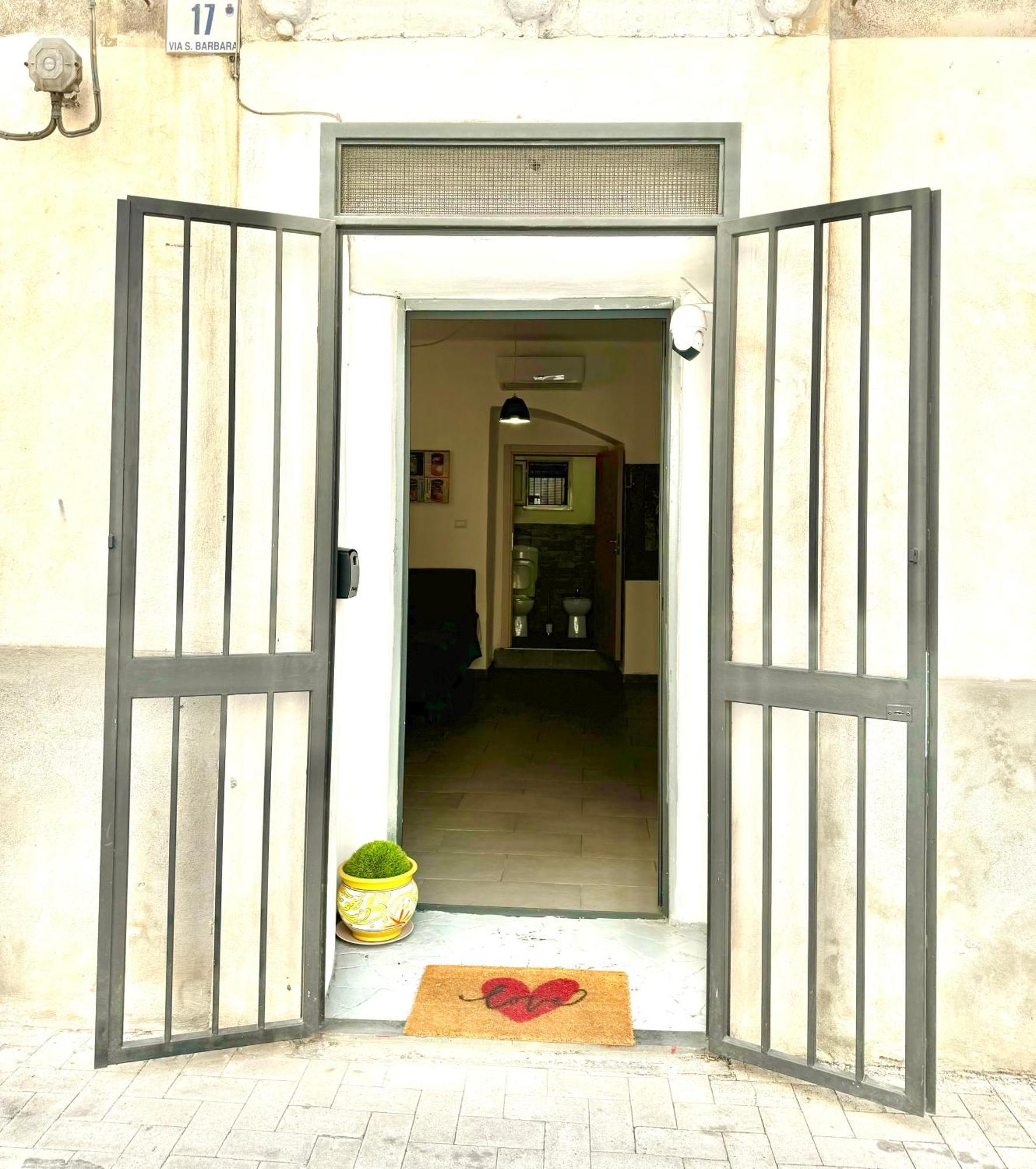 Casa Barbara 15-17 *
